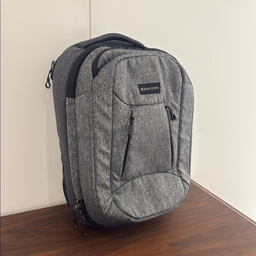 Sherpani Charcoal Convertible Backpack